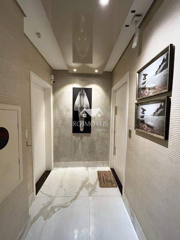 Cobertura à venda com 4 quartos, 286m² - Foto 2