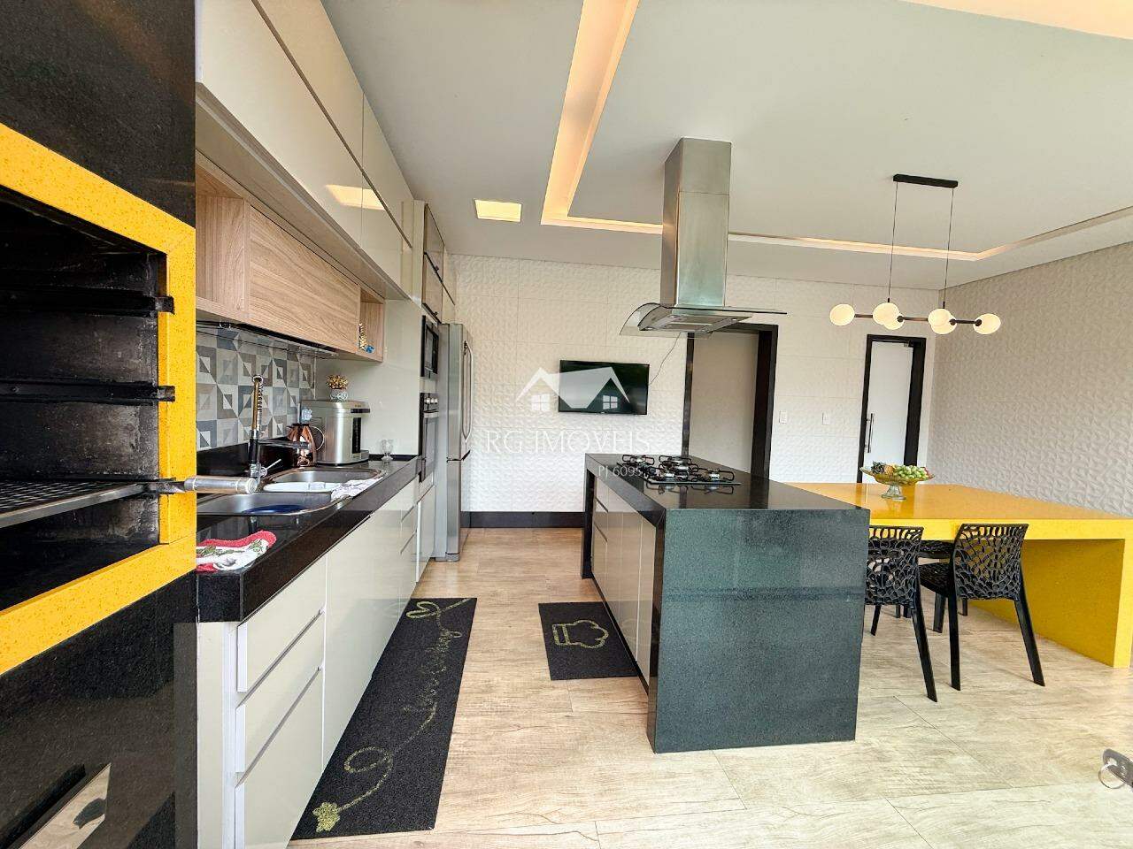 Casa de Condomínio para alugar com 4 quartos, 301m² - Foto 9