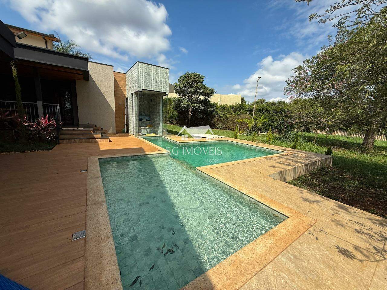 Casa de Condomínio à venda com 5 quartos, 355m² - Foto 13