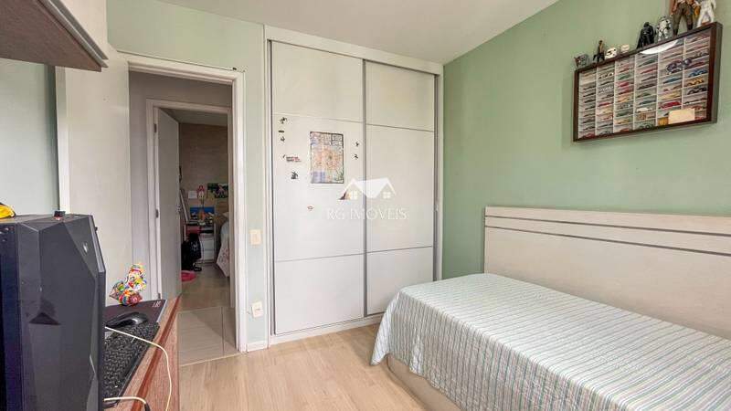 Apartamento à venda com 3 quartos, 80m² - Foto 22