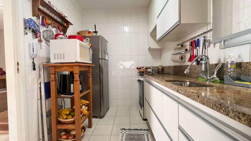Apartamento à venda com 3 quartos, 80m² - Foto 7