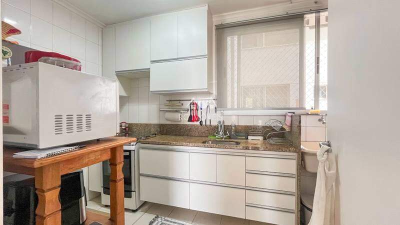 Apartamento à venda com 3 quartos, 80m² - Foto 9