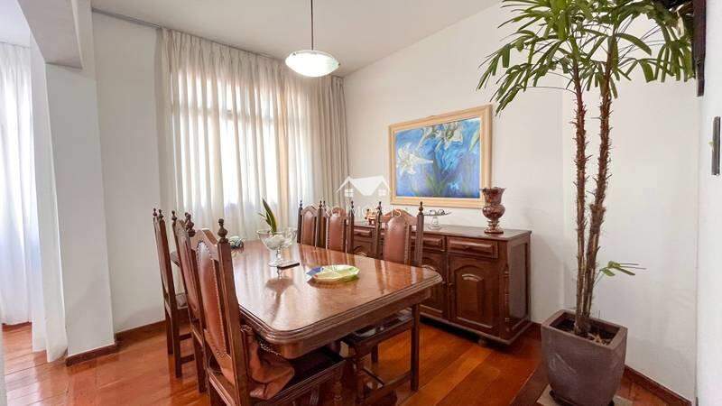 Cobertura à venda com 4 quartos, 260m² - Foto 3