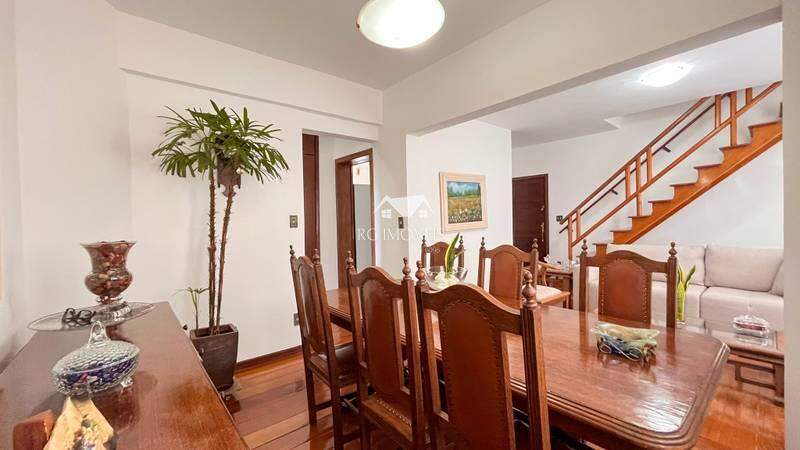 Cobertura à venda com 4 quartos, 260m² - Foto 2