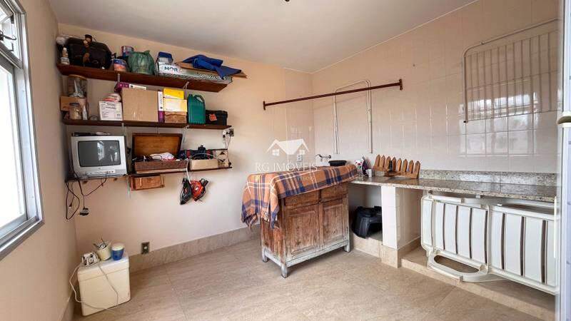 Cobertura à venda com 4 quartos, 260m² - Foto 4