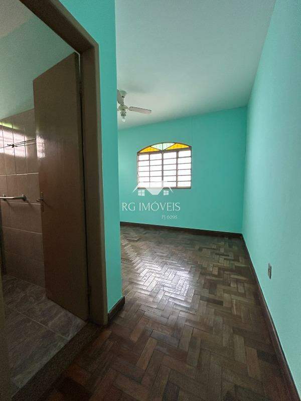 Casa para alugar com 3 quartos, 135m² - Foto 16