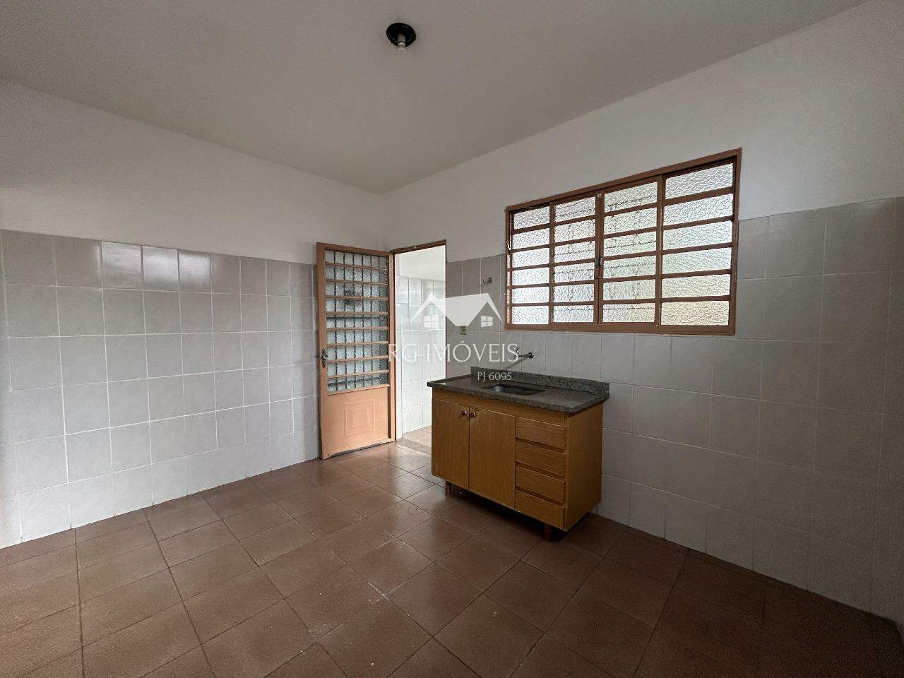 Casa para alugar com 3 quartos, 135m² - Foto 18