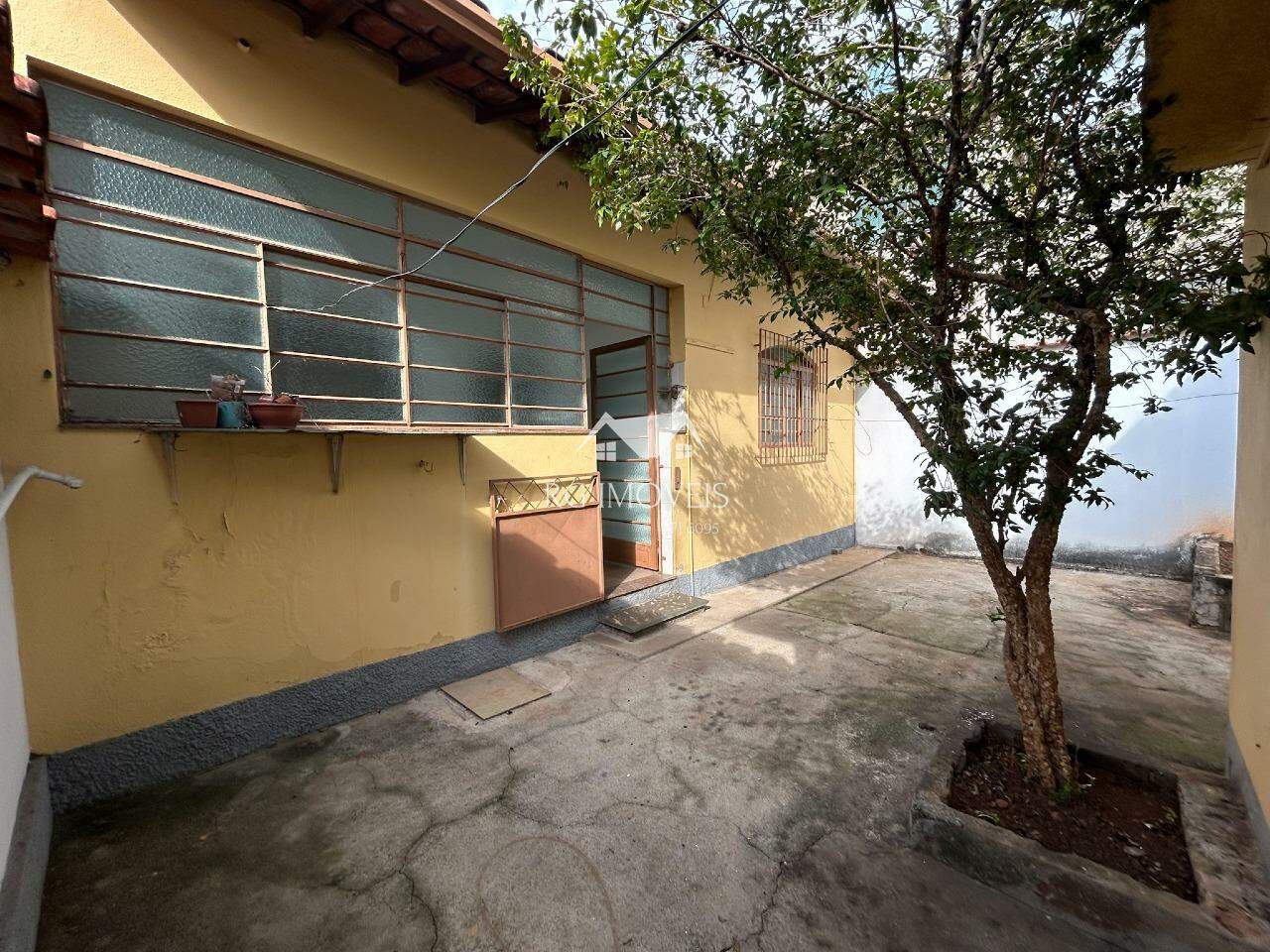 Casa para alugar com 3 quartos, 135m² - Foto 24