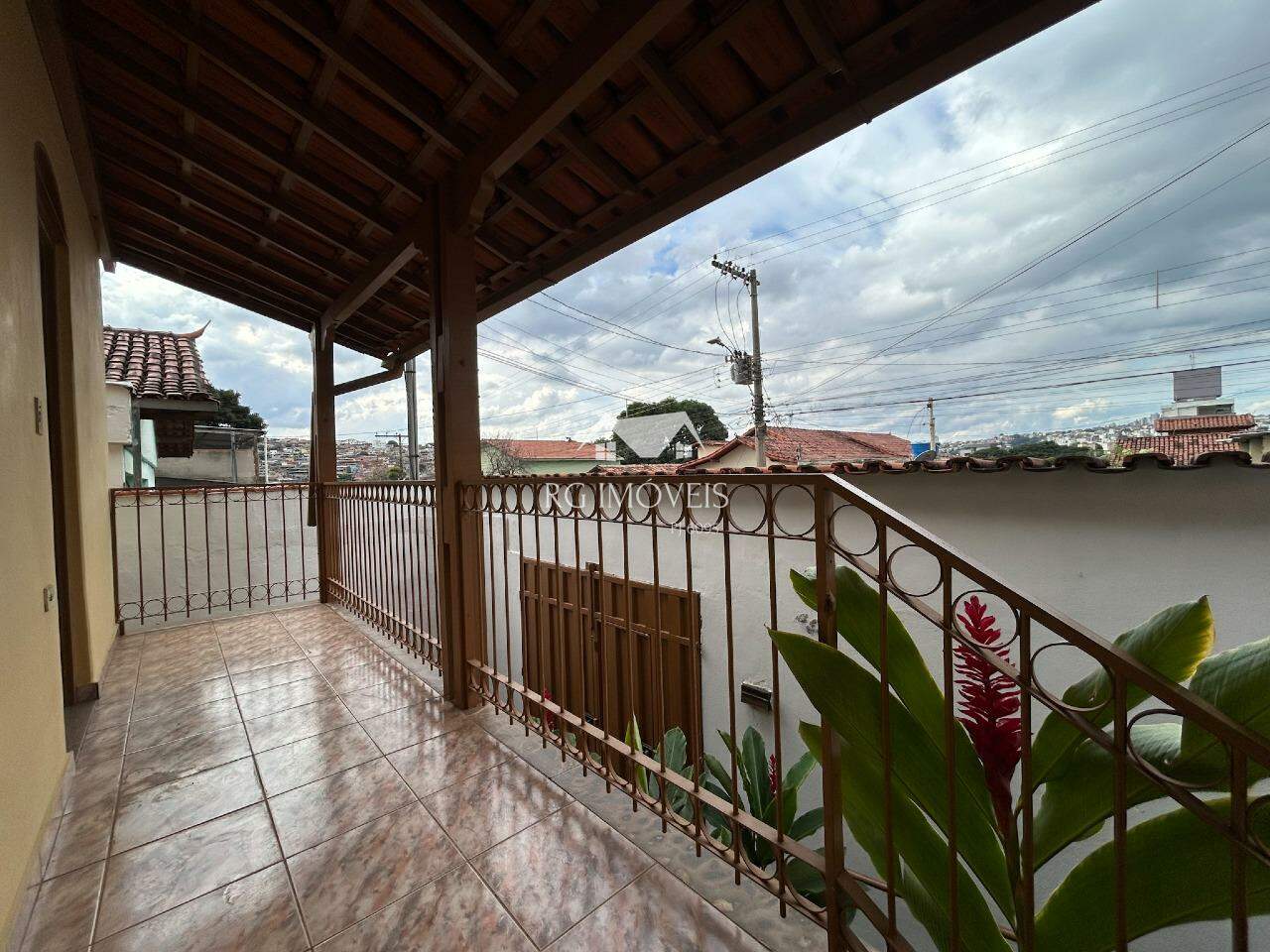 Casa para alugar com 3 quartos, 135m² - Foto 6