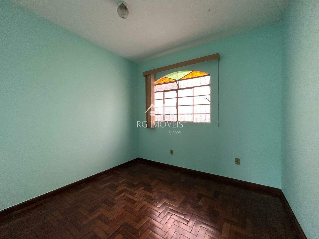 Casa para alugar com 3 quartos, 135m² - Foto 9