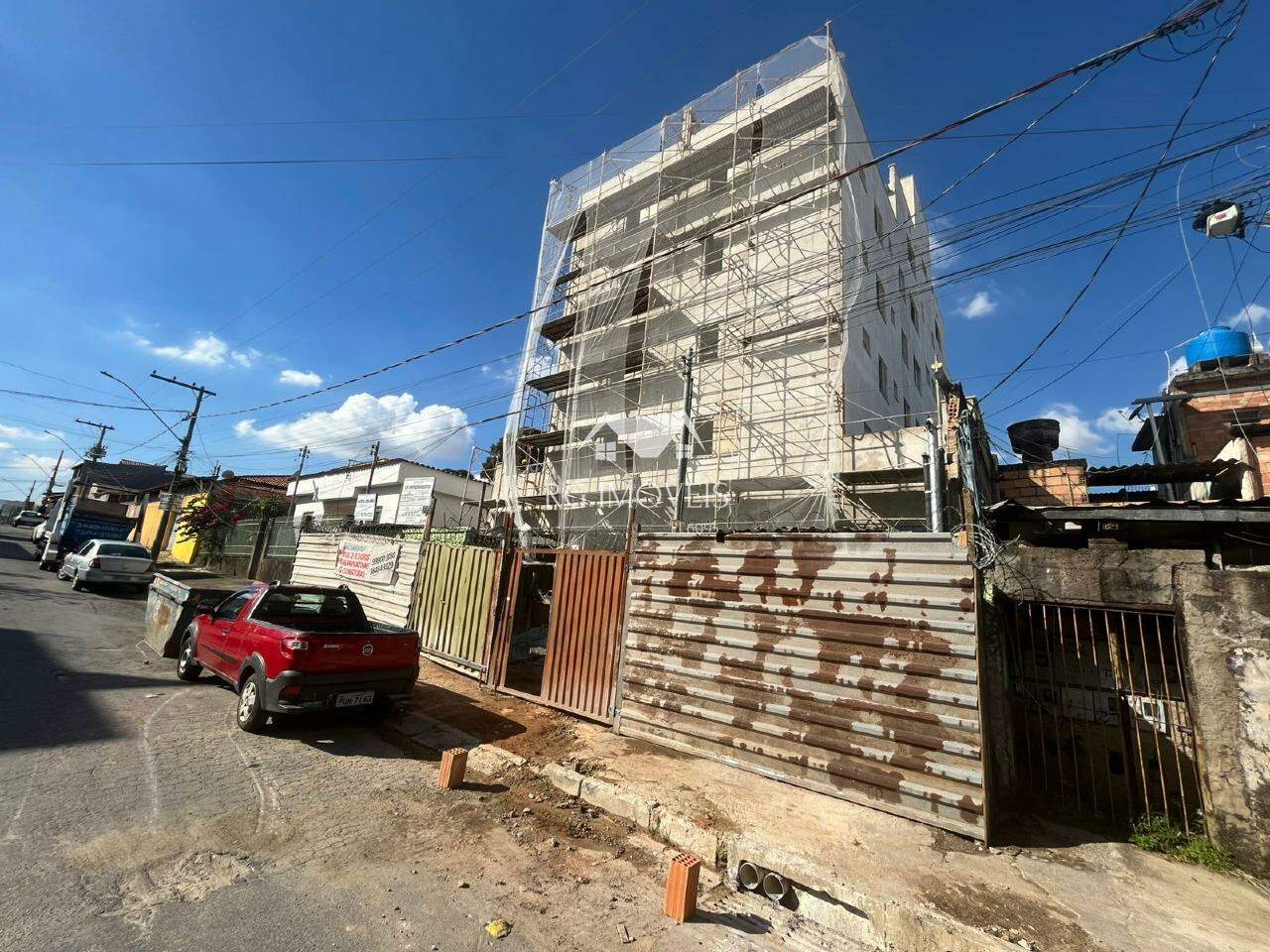 Apartamento à venda com 3 quartos, 70m² - Foto 1