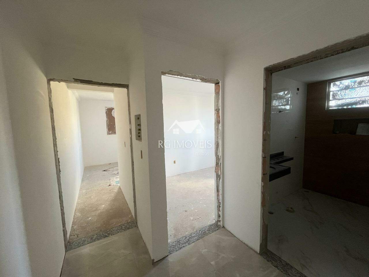 Apartamento à venda com 3 quartos, 70m² - Foto 5