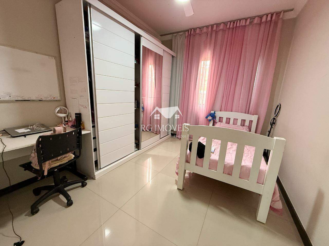 Casa, 3 quartos, 198 m² - Foto 22