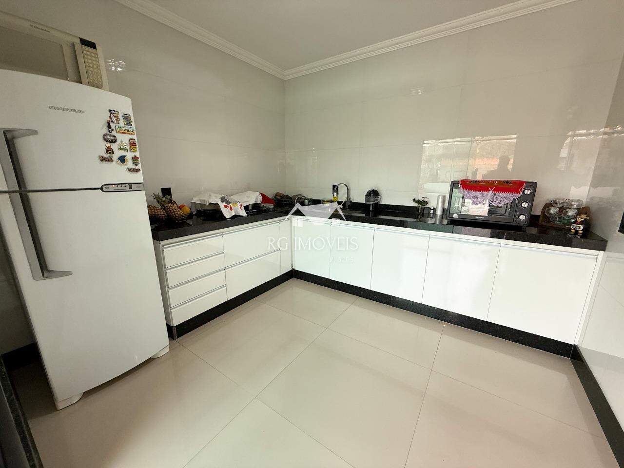 Casa, 3 quartos, 198 m² - Foto 14