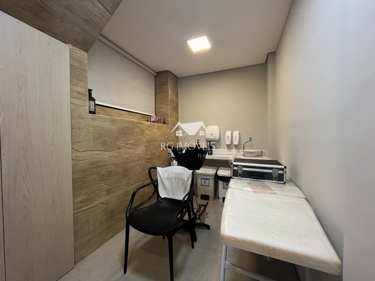 Casa, 3 quartos, 308 m² - Foto 24