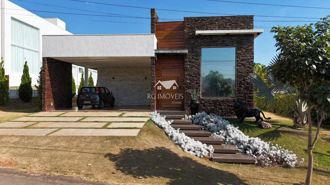 Casa de Condomínio para alugar com 3 quartos, 343m² - Foto 1