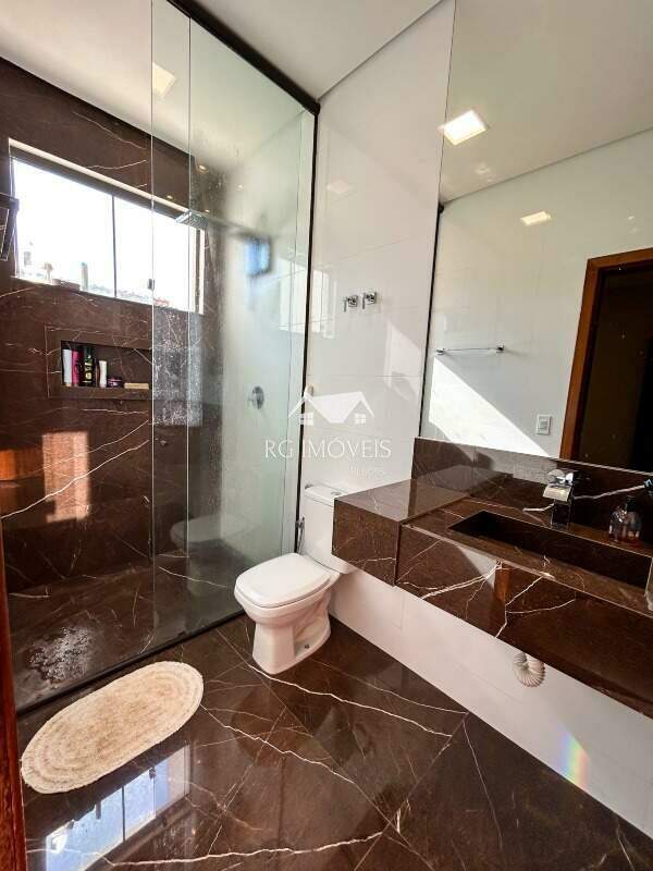 Casa de Condomínio para alugar com 3 quartos, 343m² - Foto 13