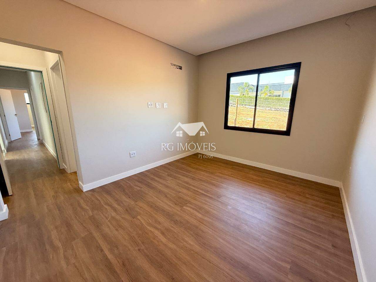 Casa de Condomínio à venda com 4 quartos, 300m² - Foto 21