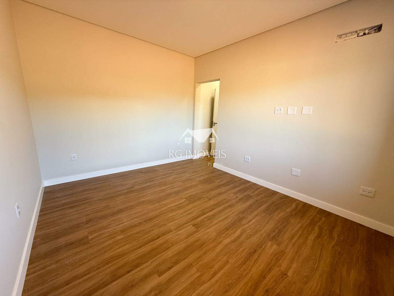 Casa de Condomínio à venda com 4 quartos, 300m² - Foto 23