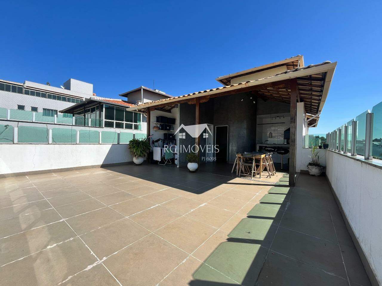 Cobertura à venda com 3 quartos, 164m² - Foto 1