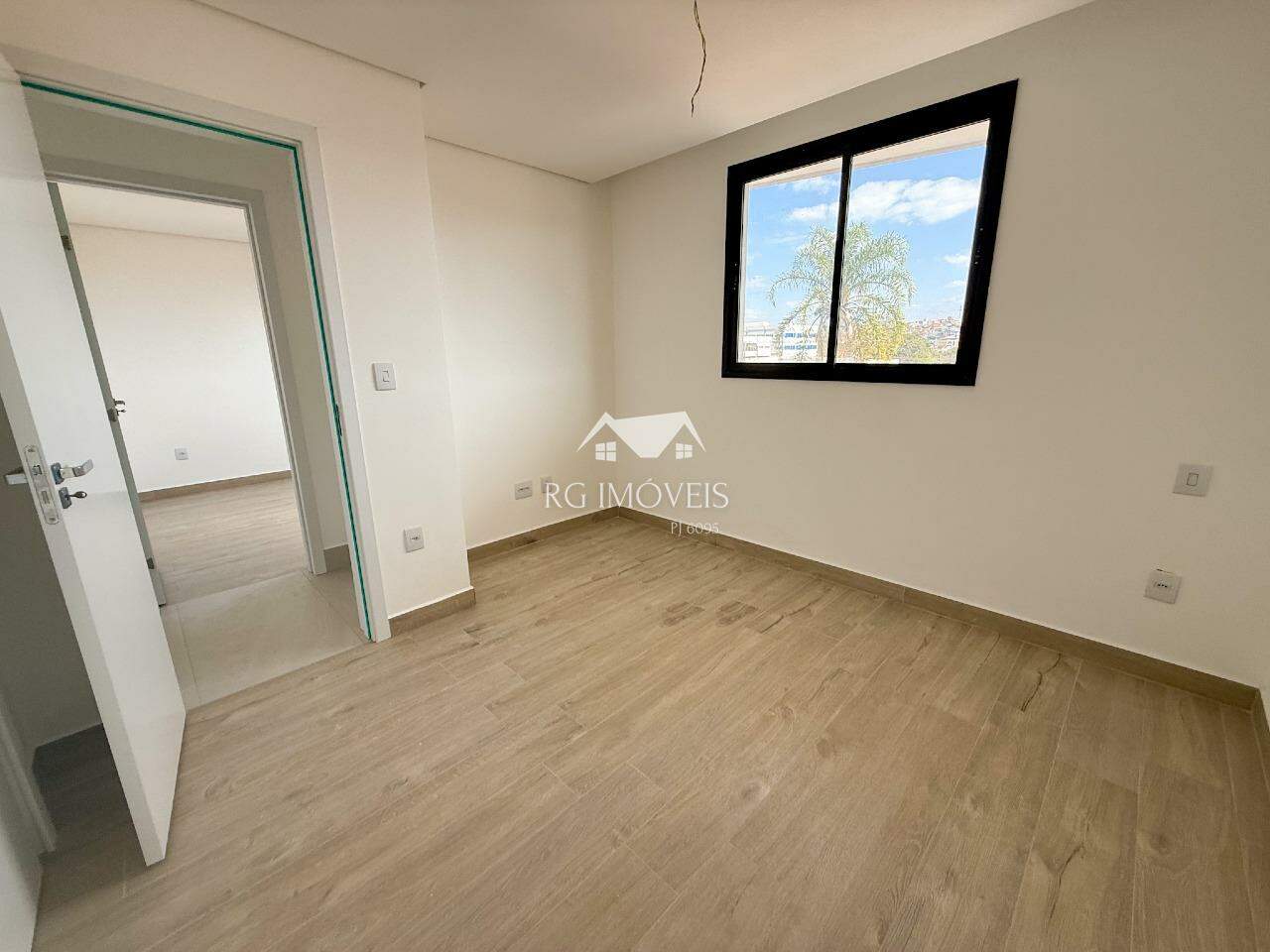 Apartamento à venda com 3 quartos, 130m² - Foto 19