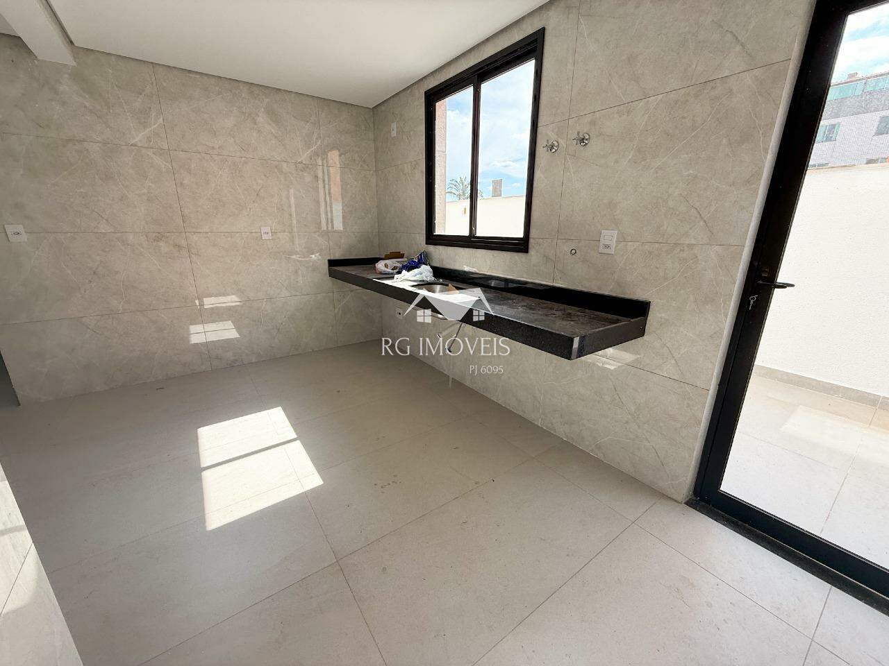 Apartamento à venda com 3 quartos, 130m² - Foto 9