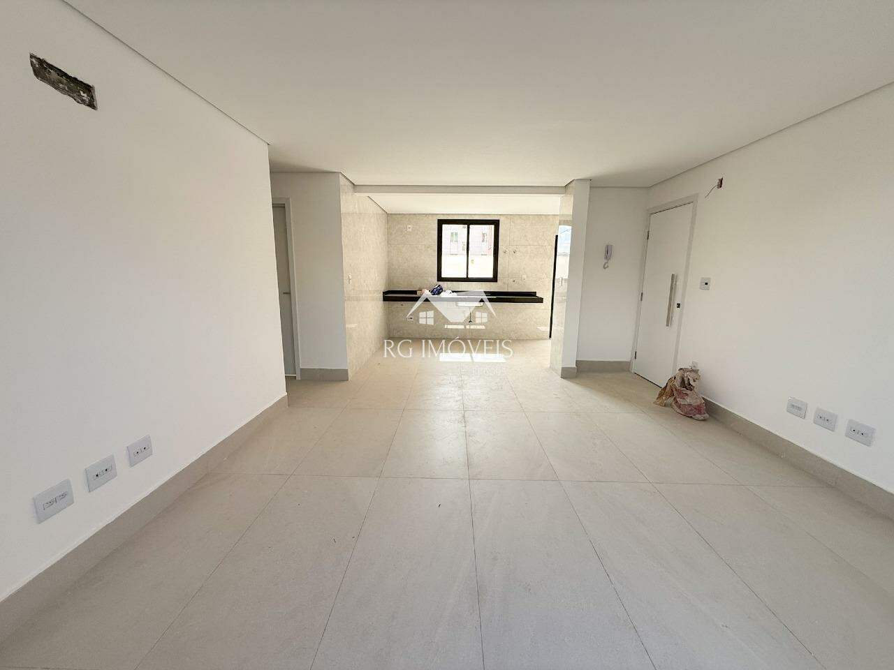 Apartamento à venda com 3 quartos, 130m² - Foto 3