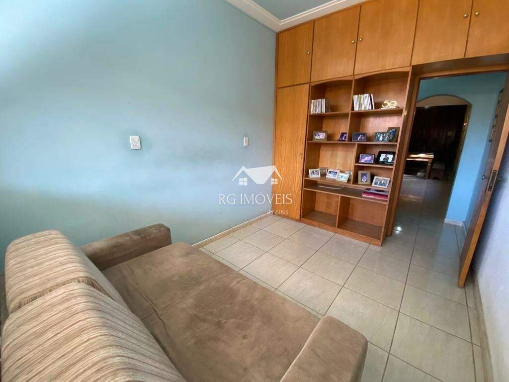 Casa à venda com 5 quartos, 371m² - Foto 24