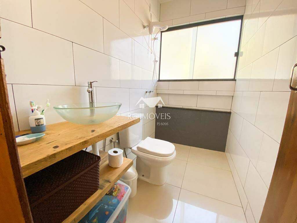 Chácara à venda com 2 quartos, 2500m² - Foto 9