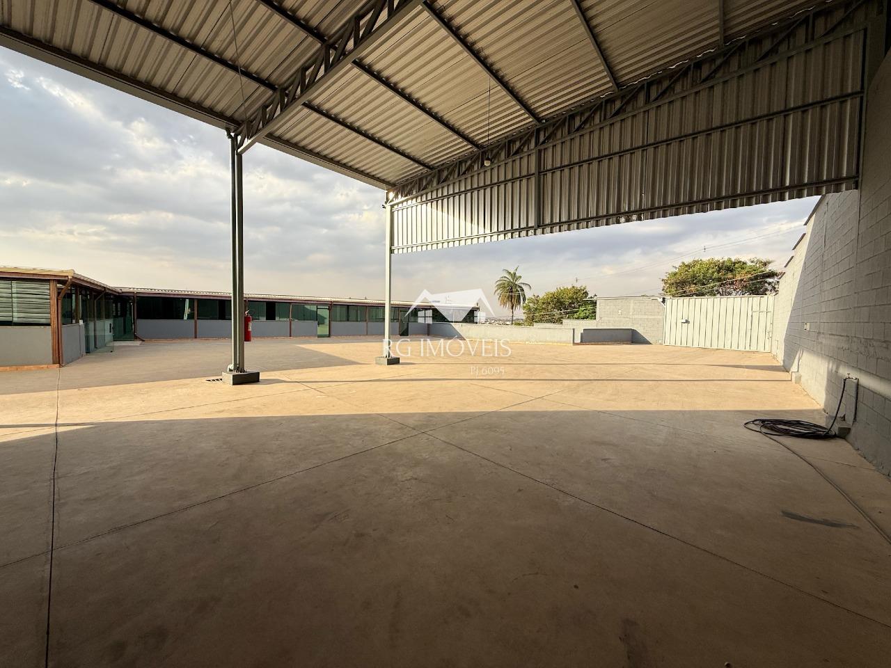 Depósito-Galpão, 1500 m² - Foto 1