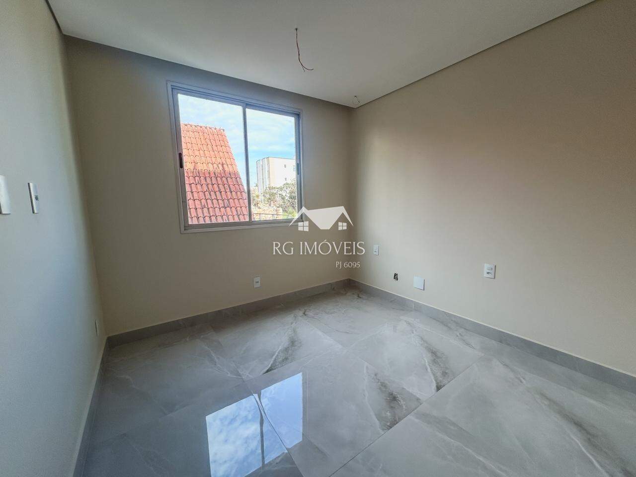 Apartamento à venda com 3 quartos, 105m² - Foto 12