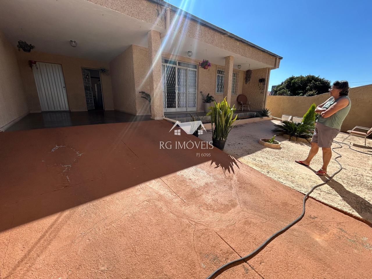 Casa, 4 quartos, 162 m² - Foto 2