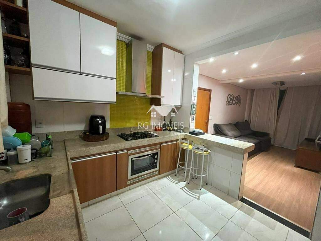 Apartamento à venda com 3 quartos, 140m² - Foto 7