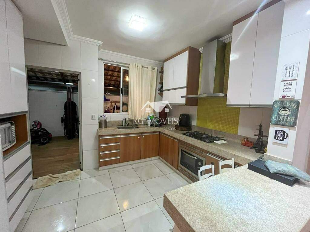 Apartamento à venda com 3 quartos, 140m² - Foto 6