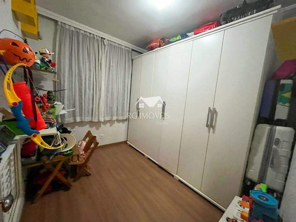 Apartamento à venda com 3 quartos, 140m² - Foto 19