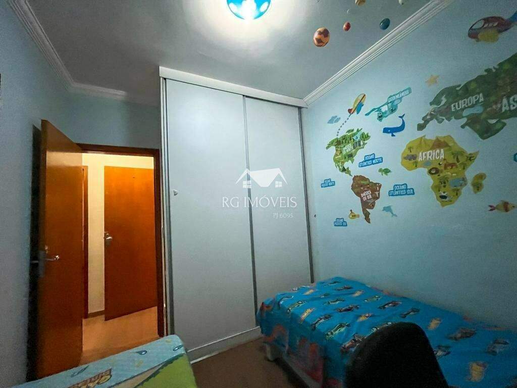 Apartamento à venda com 3 quartos, 140m² - Foto 21