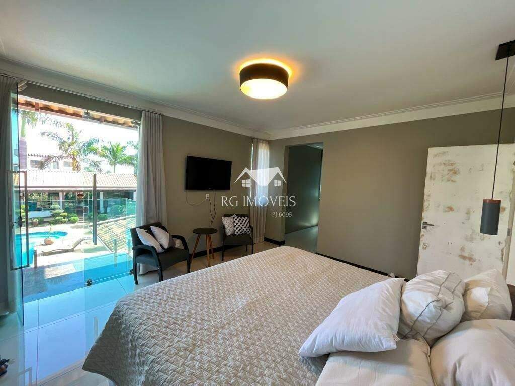 Casa de Condomínio à venda com 4 quartos, 390m² - Foto 14