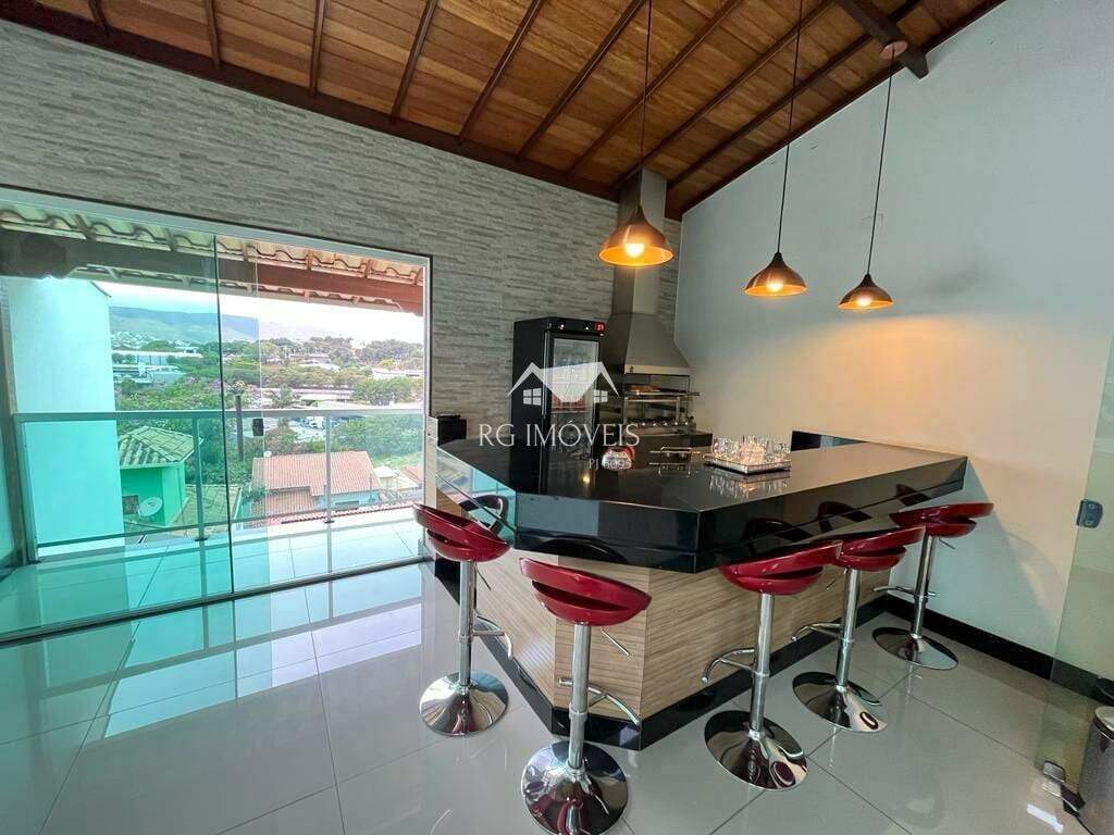 Casa à venda com 4 quartos, 274m² - Foto 8