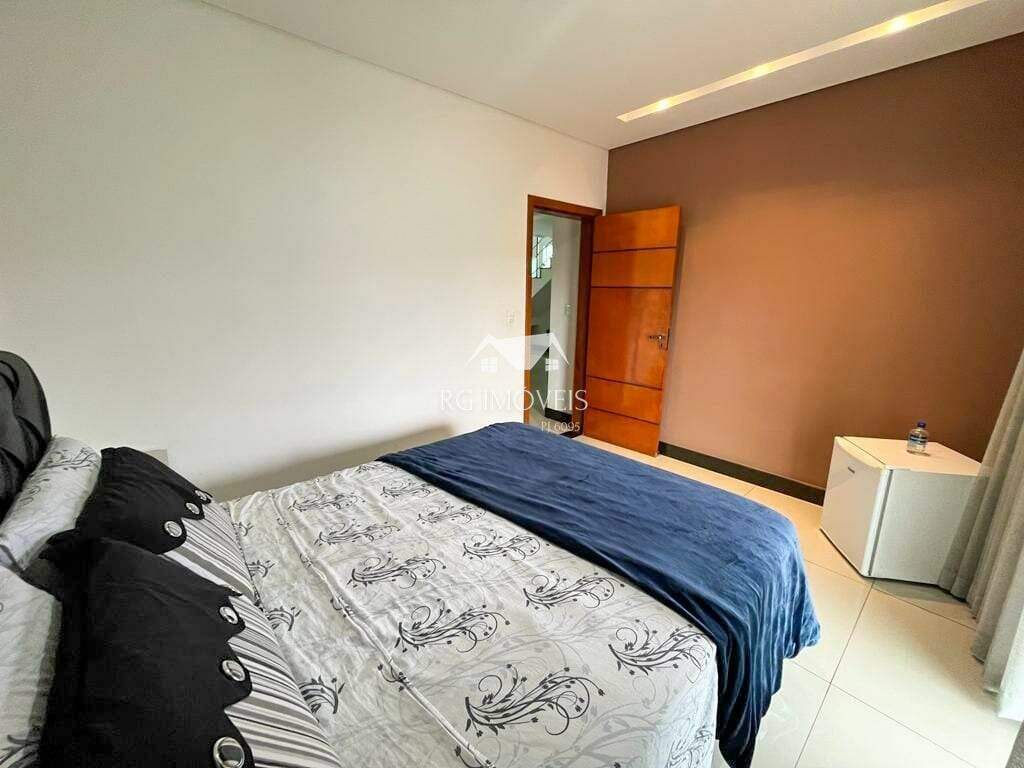 Casa à venda com 4 quartos, 274m² - Foto 25