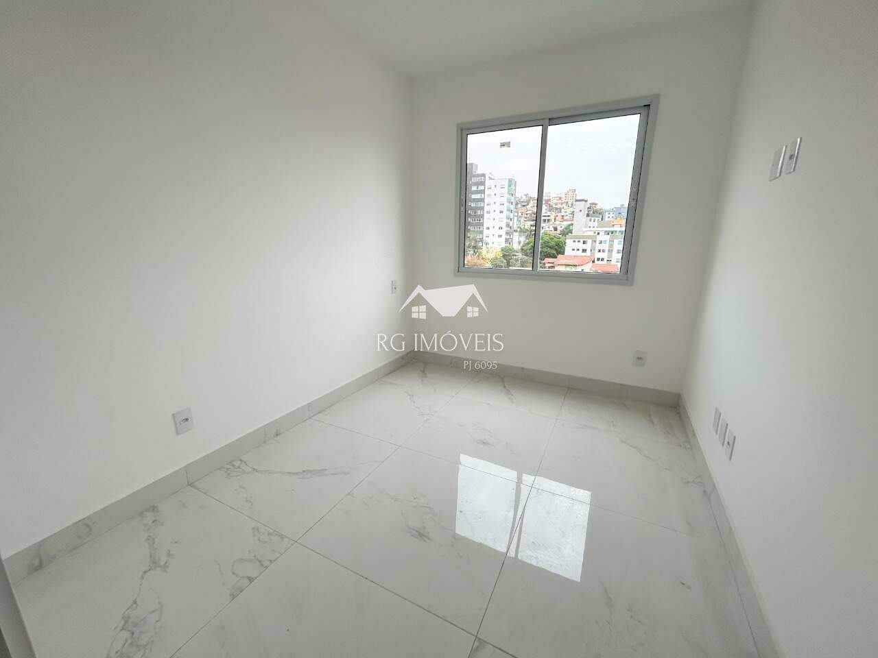 Apartamento à venda com 3 quartos, 80m² - Foto 13