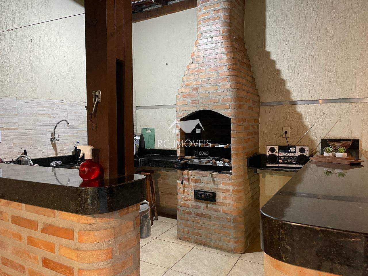 Casa, 3 quartos, 192 m² - Foto 3