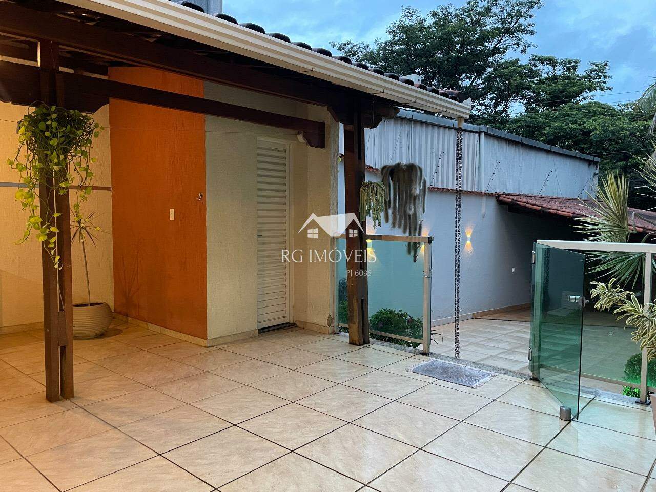 Casa, 3 quartos, 192 m² - Foto 4