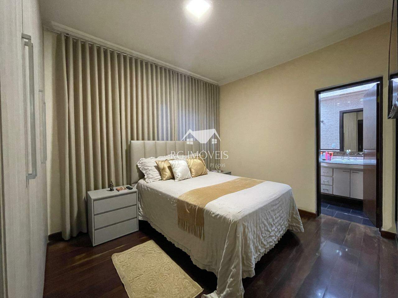 Casa, 3 quartos, 192 m² - Foto 24