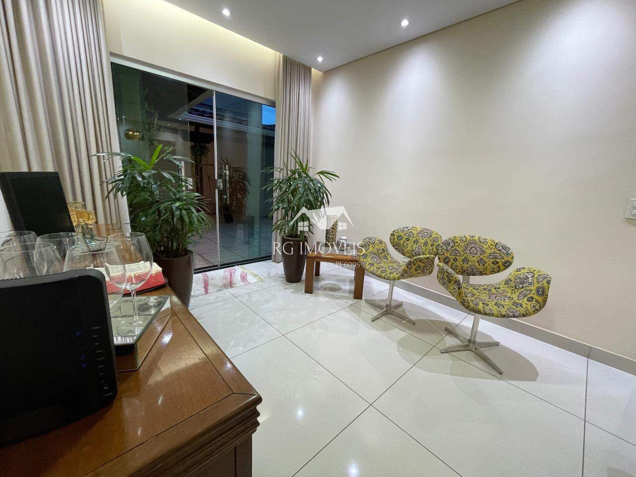 Casa, 3 quartos, 192 m² - Foto 10