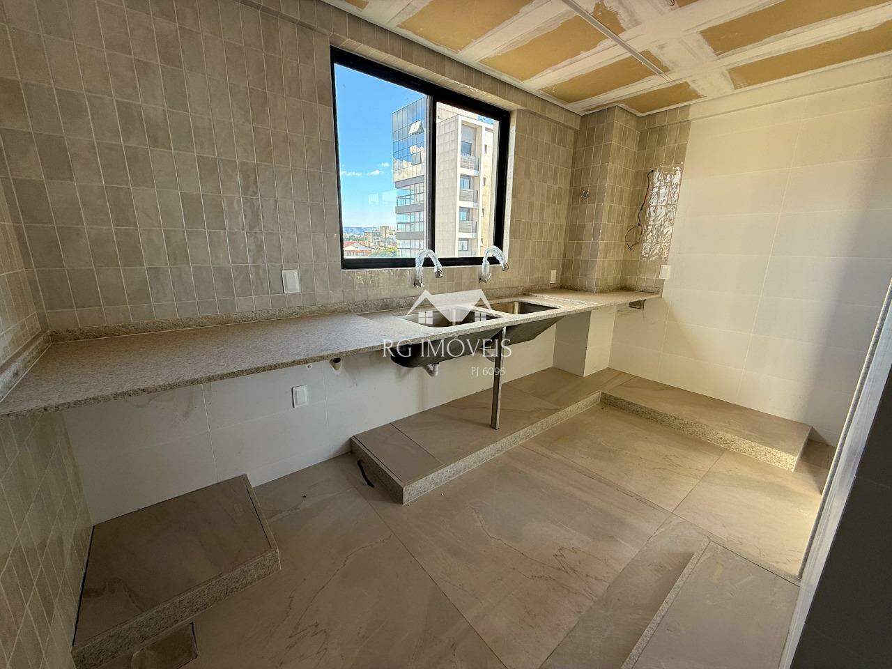 Cobertura, 4 quartos, 258 m² - Foto 15