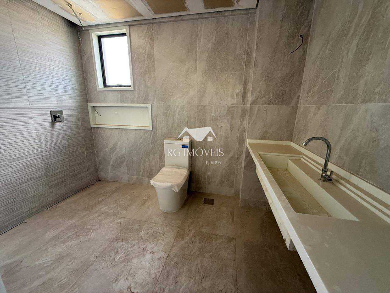 Cobertura, 4 quartos, 258 m² - Foto 11