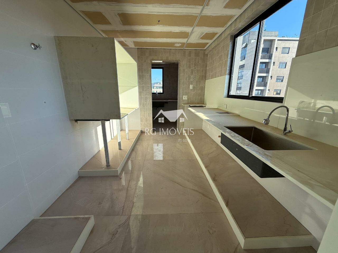 Cobertura, 4 quartos, 258 m² - Foto 16