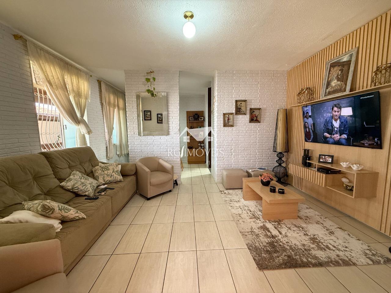 Casa, 3 quartos, 243 m² - Foto 4