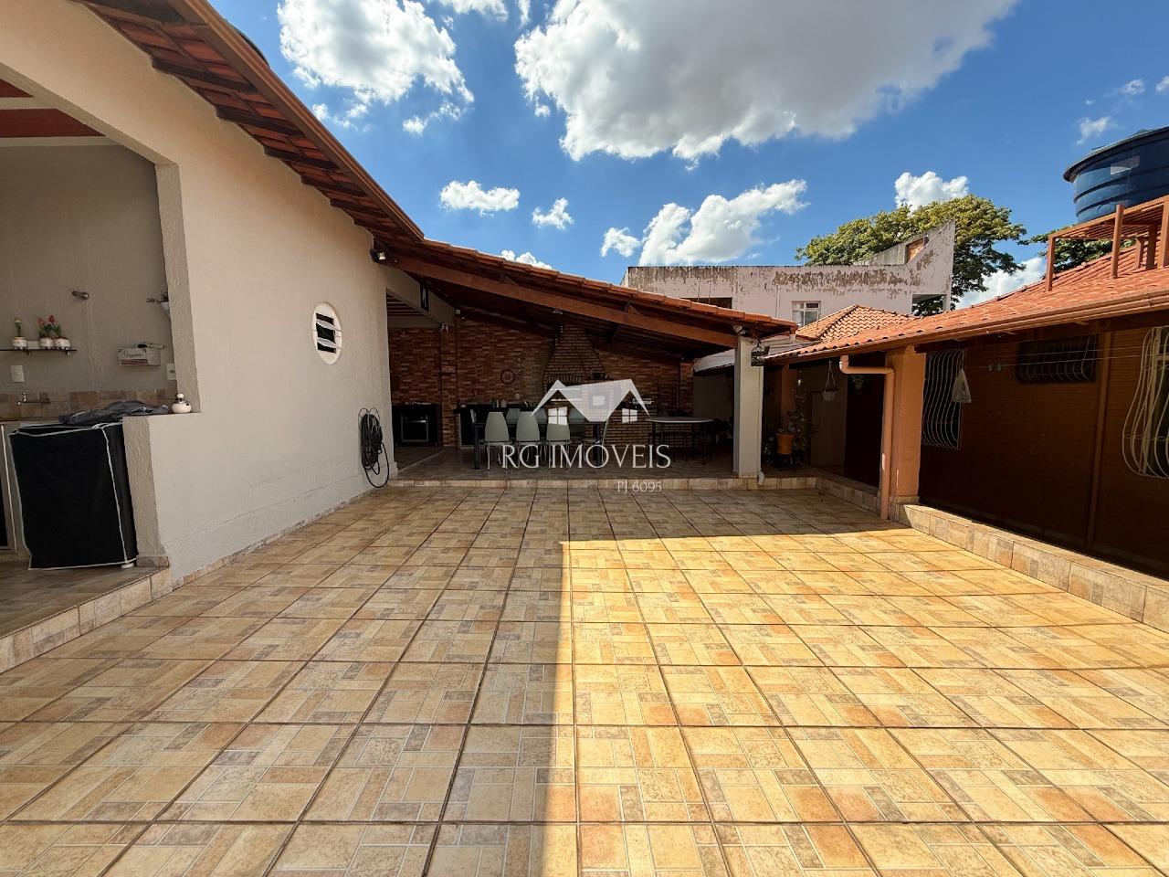 Casa, 3 quartos, 243 m² - Foto 20