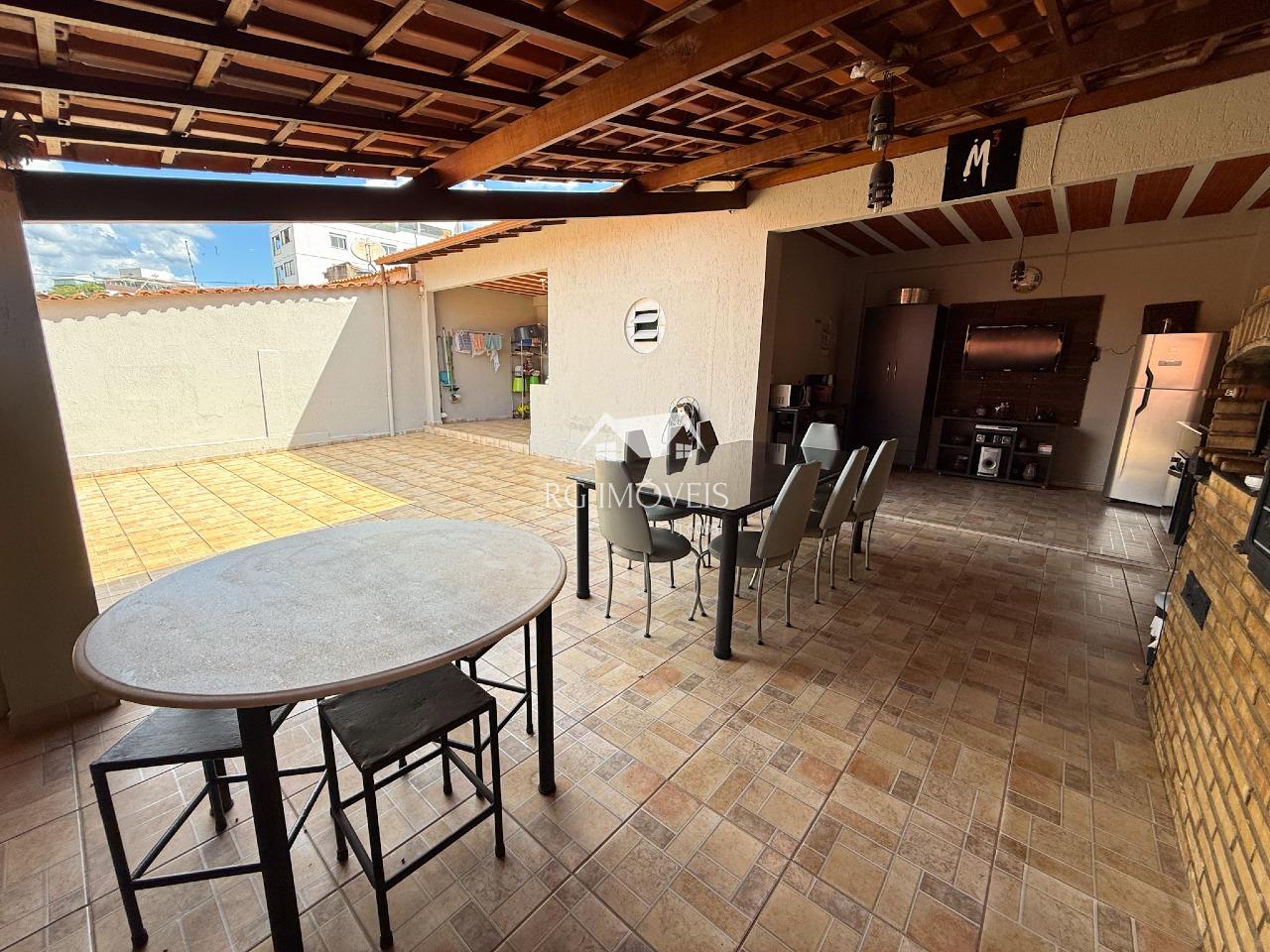 Casa, 3 quartos, 243 m² - Foto 25